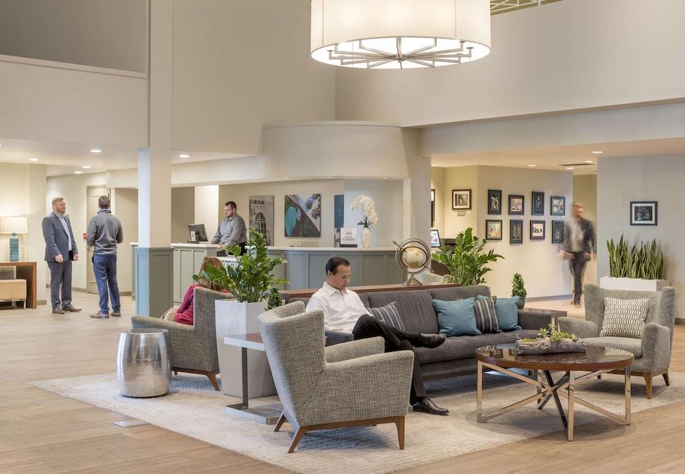 Doubletree By Hilton Campbell - Pruneyard Plaza Exterior photo