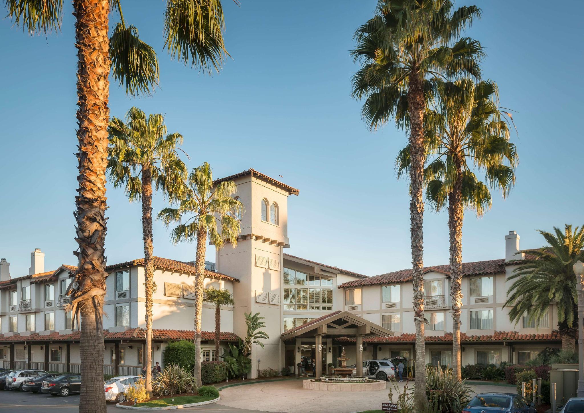 Doubletree By Hilton Campbell - Pruneyard Plaza Exterior photo